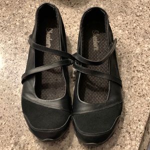 Leather Sketchers loafer